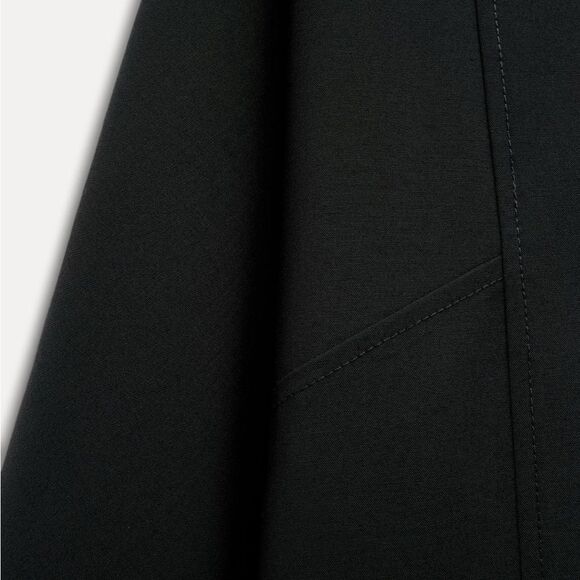 Never worn- NEW Elegant Black Dress by Zara in pristine condition - Picture 3 of 4